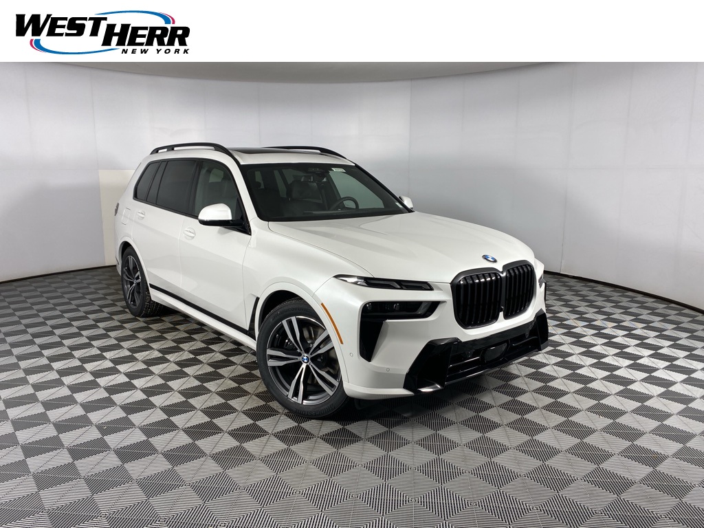 2026 BMW X7 40i's photo