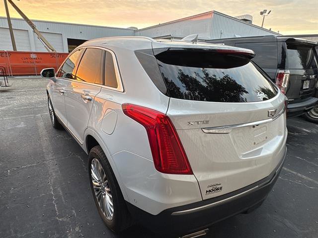2017 Cadillac XT5 Premium Luxury photo 4