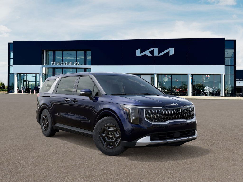 2026 Kia Carnival LXS photo 4