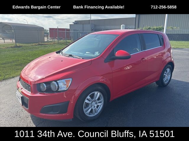 2016 Chevrolet Sonic LT photo 4