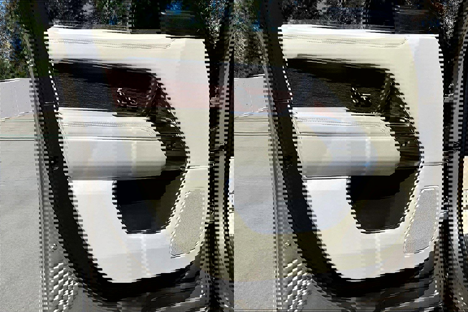 2025 Land Rover Range Rover SE photo 26