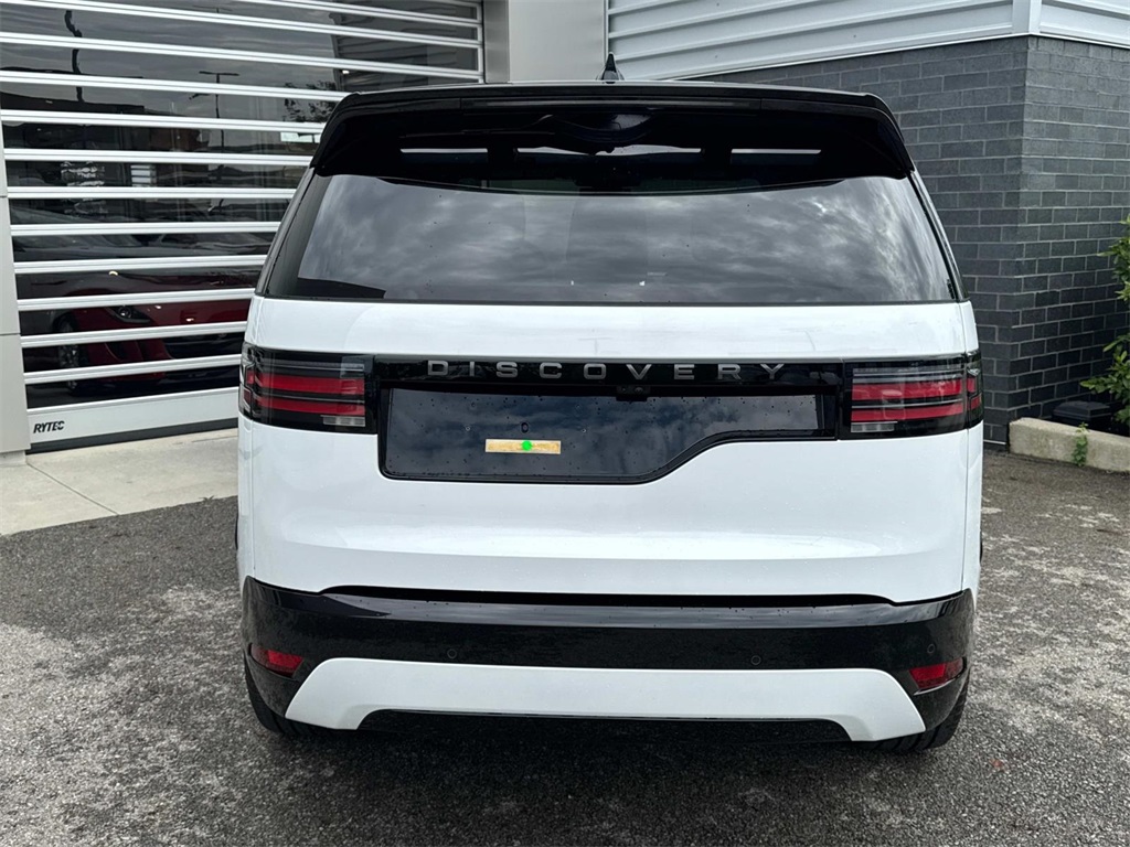 2025 Land Rover Discovery SE photo 5