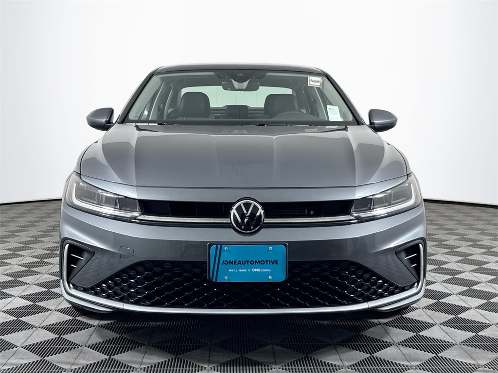 2025 Volkswagen Jetta 1.5T SE photo 3