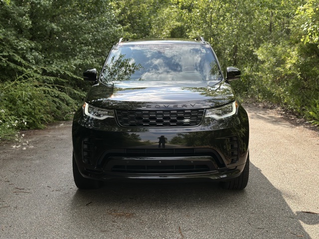 2024 Land Rover Discovery SE photo 3