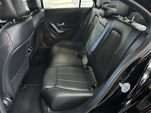 2022 Mercedes Benz A 220 4MATIC photo 14