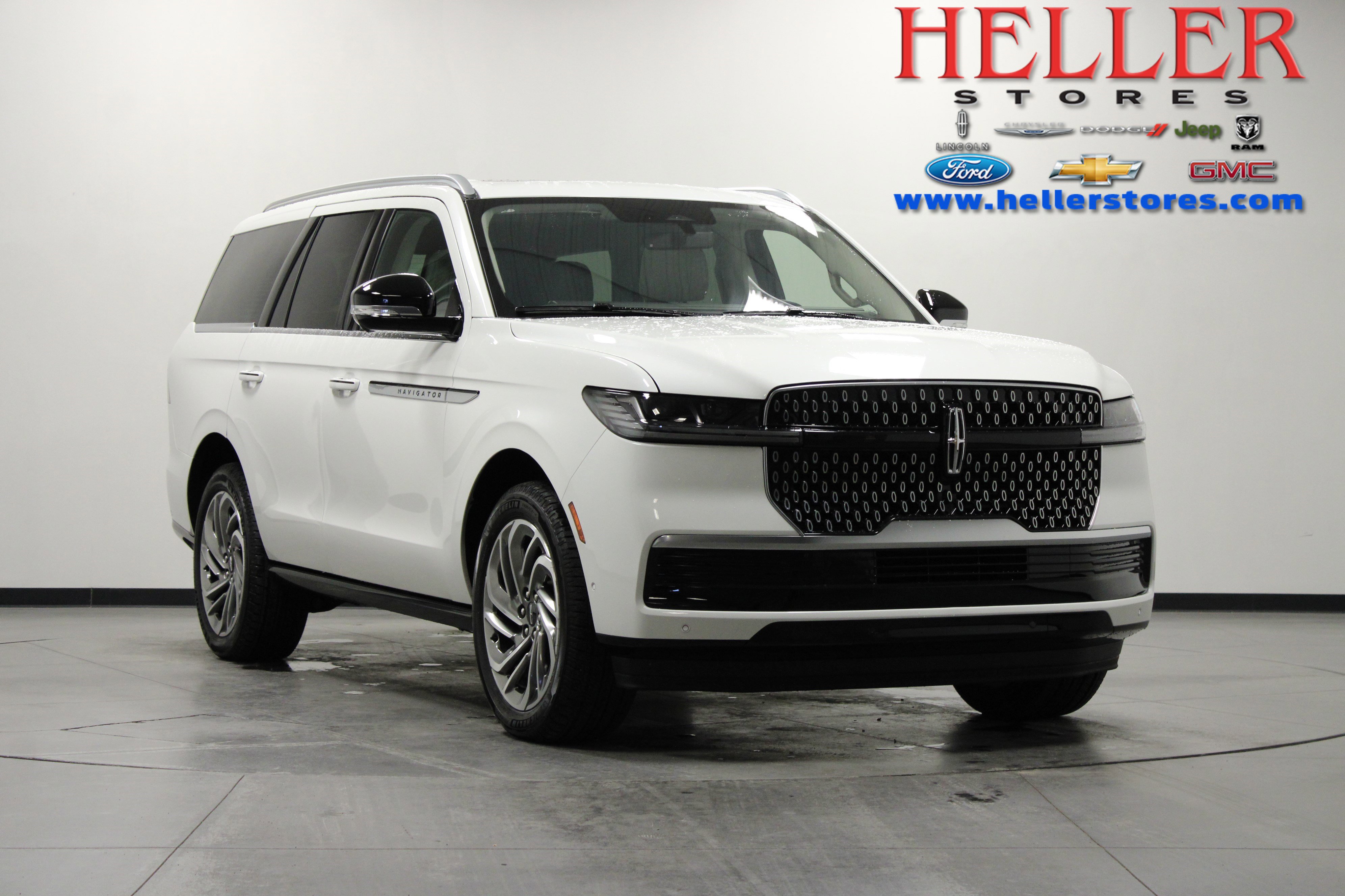 2025 Lincoln Navigator Reserve's photo