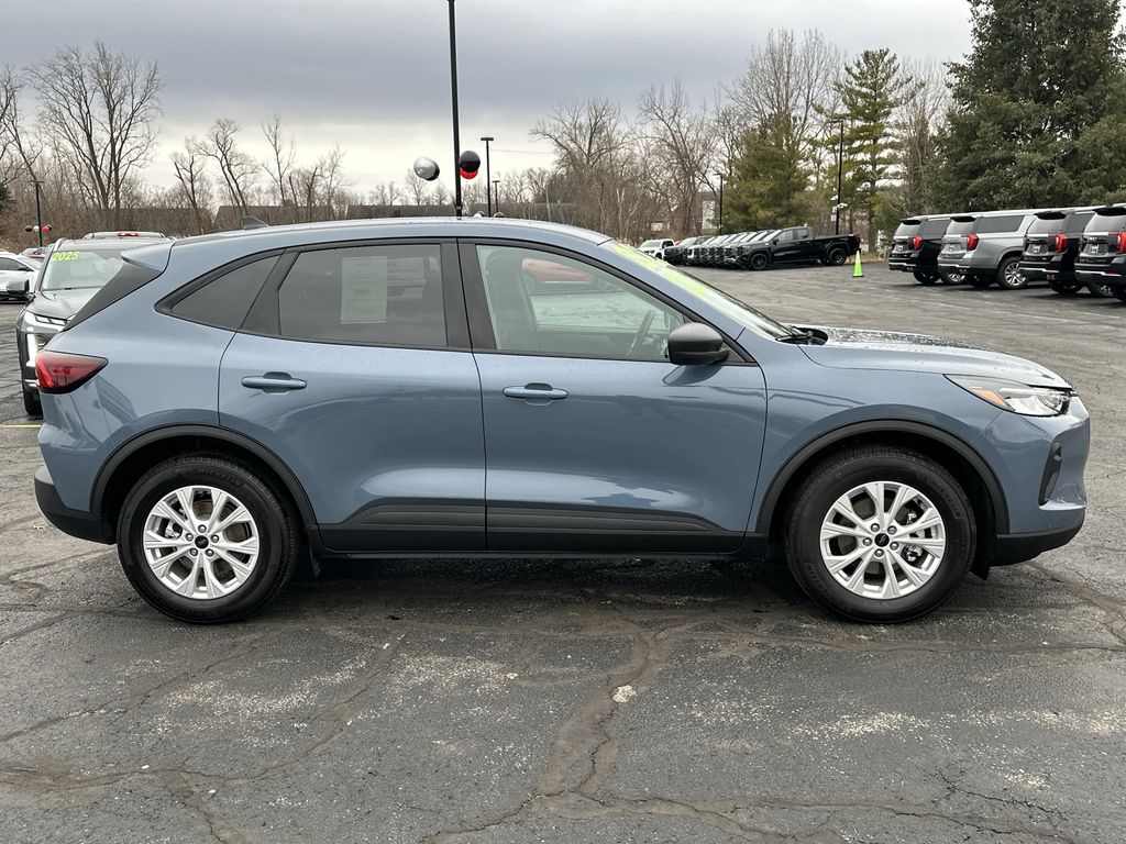 2025 FORD ESCAPE - Image 9