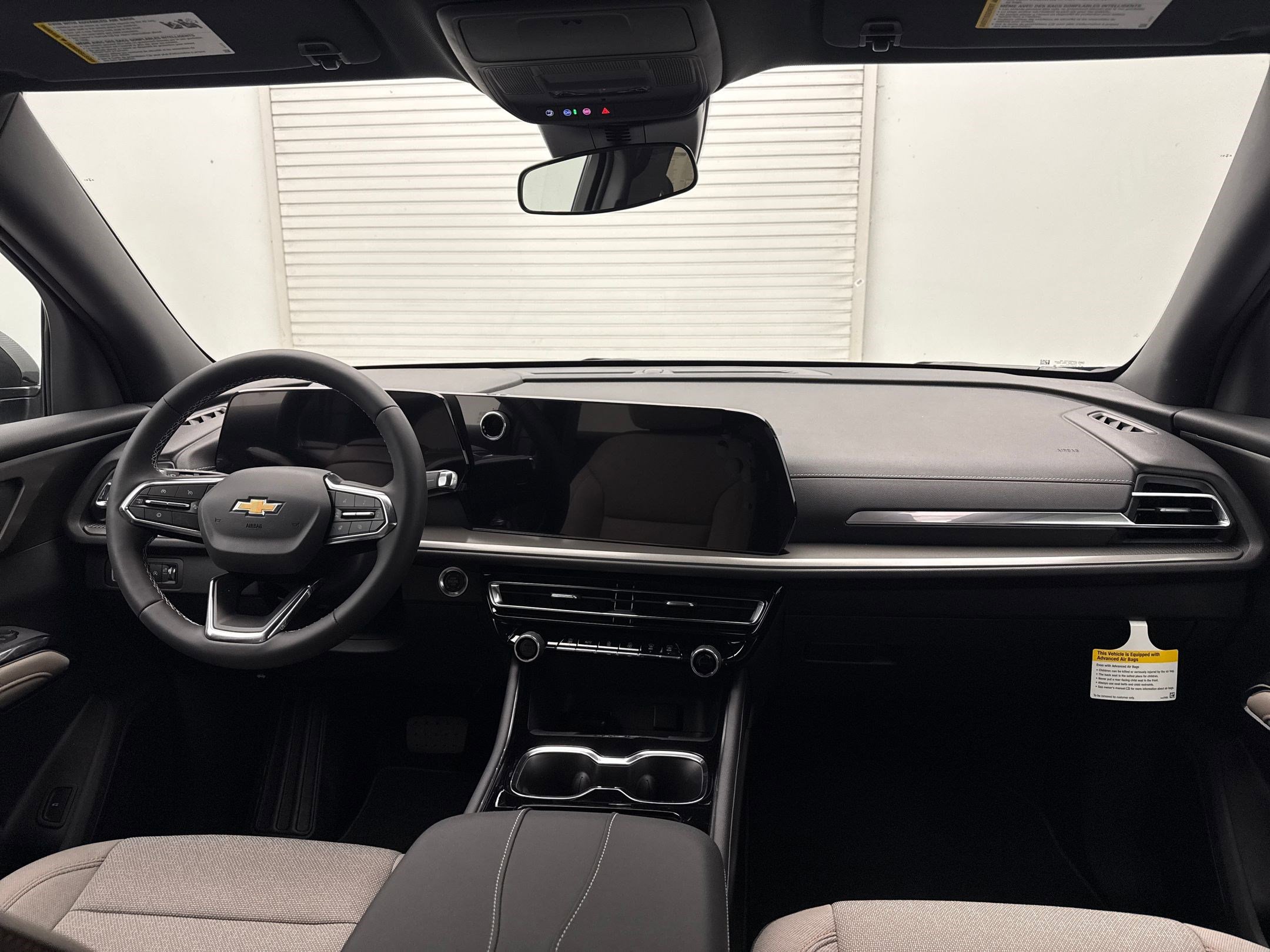 2026 Chevrolet Traverse photo 14