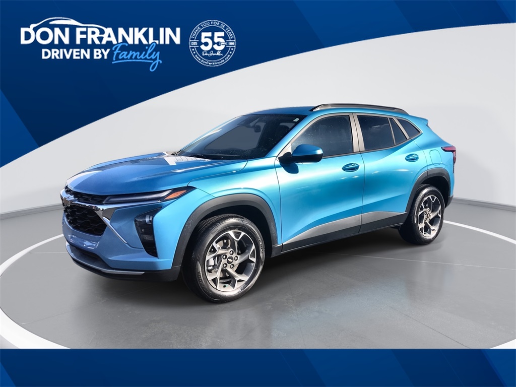 2025 Chevrolet Trax LT's photo