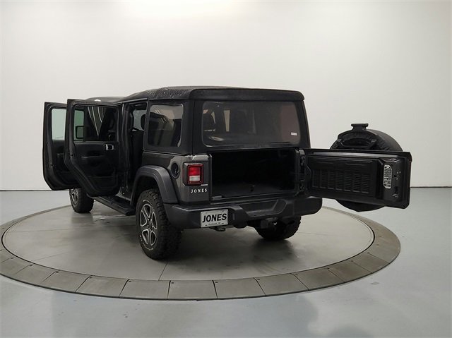 2021 Jeep Wrangler Unlimited Sport S photo 13