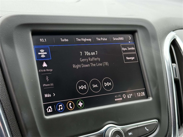 2023 Chevrolet Equinox LT photo 3