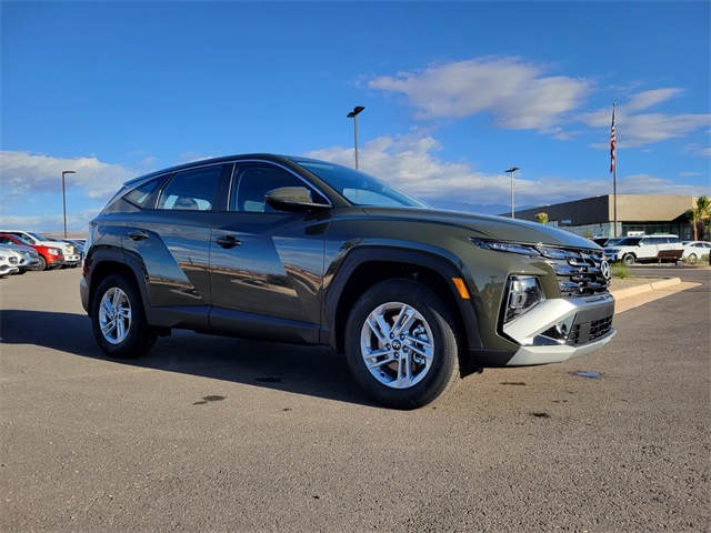 2026 Hyundai Tucson SE photo 2