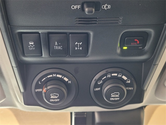 2023 Toyota 4Runner TRD Off-Road photo 12