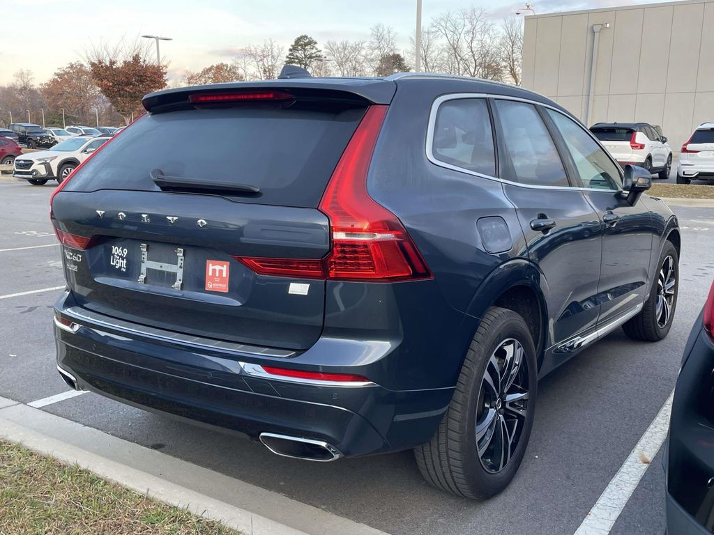 2021 Volvo XC60 T8 Inscription Expression photo 4