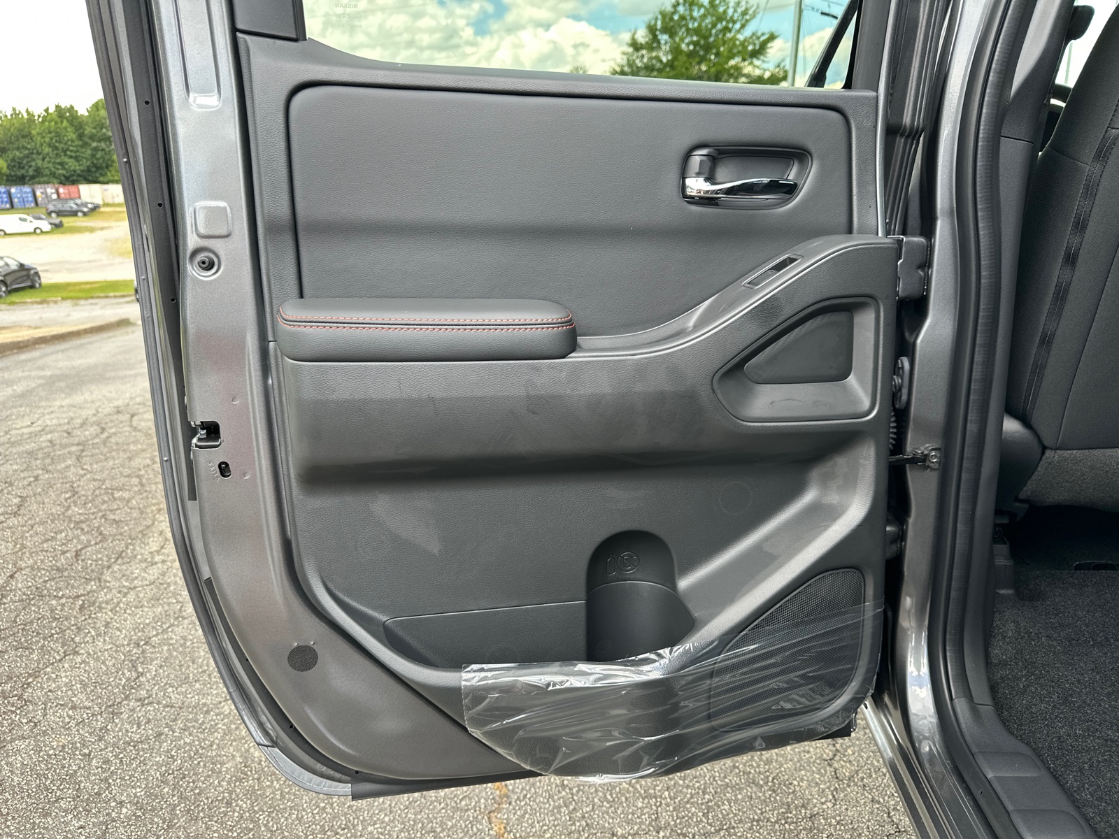 2025 Nissan Frontier PRO-4X photo 21