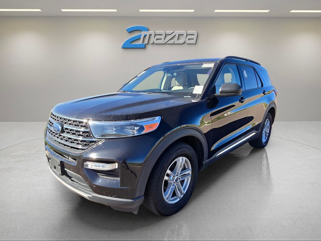 2024 Ford Explorer XLT's photo