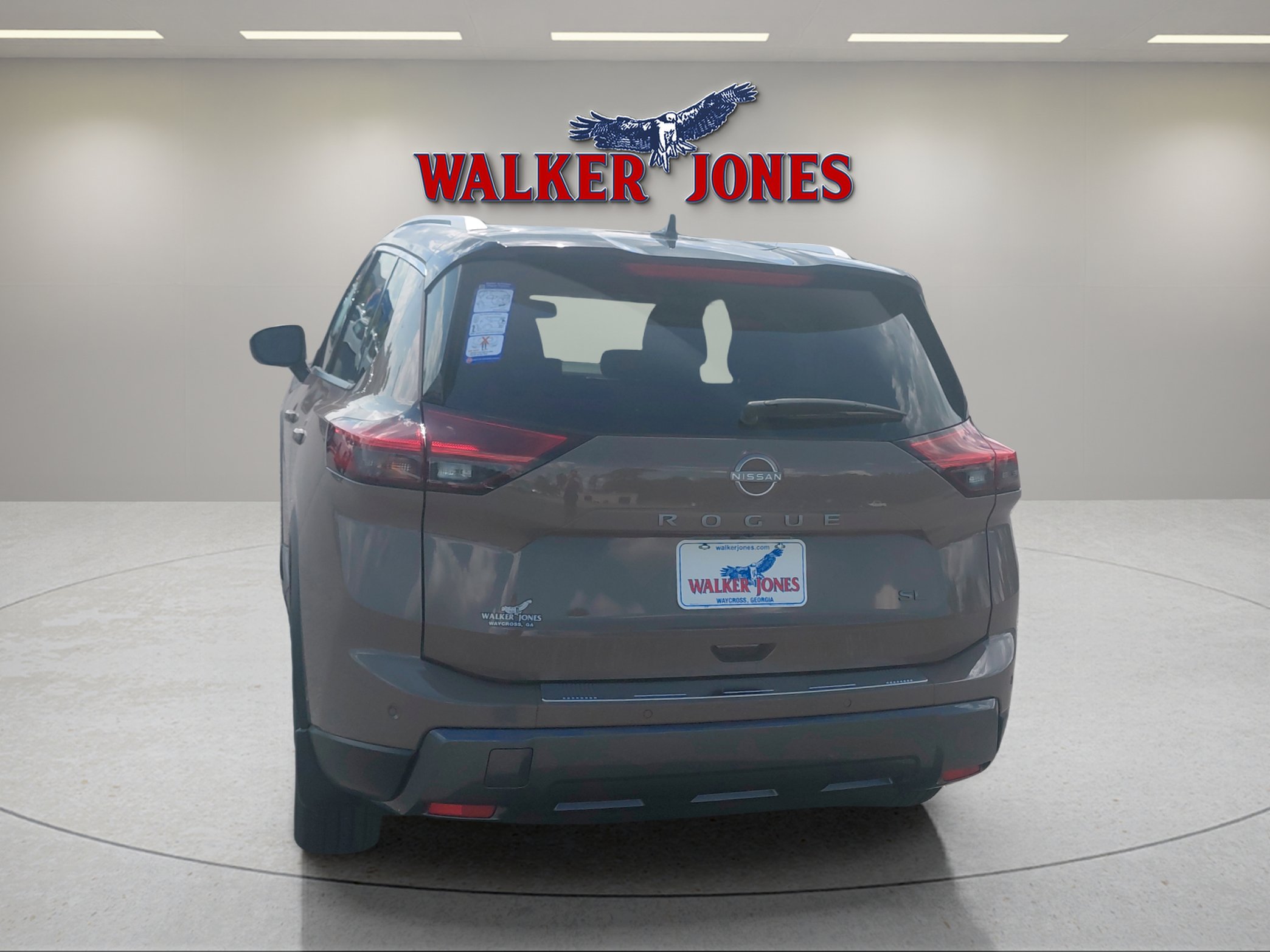 2025 Nissan Rogue SL photo 4