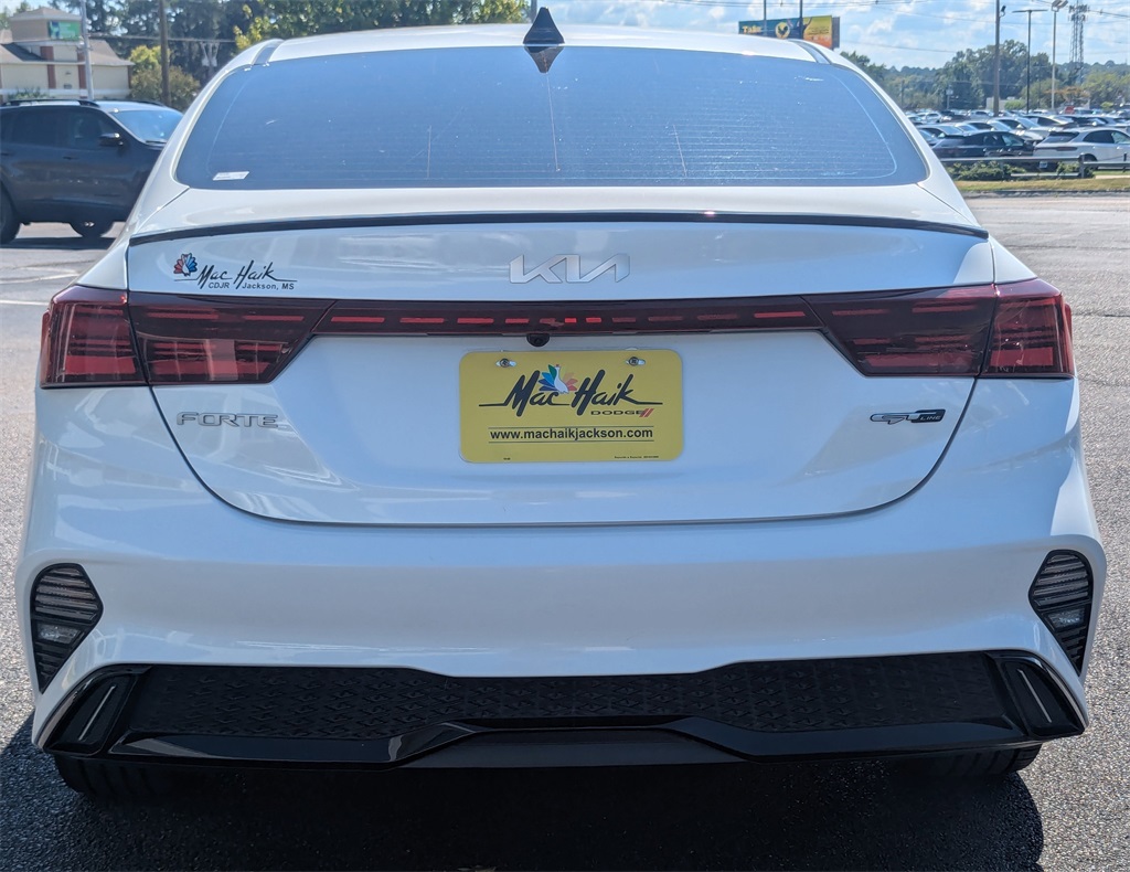 2023 Kia Forte GT-Line photo 22