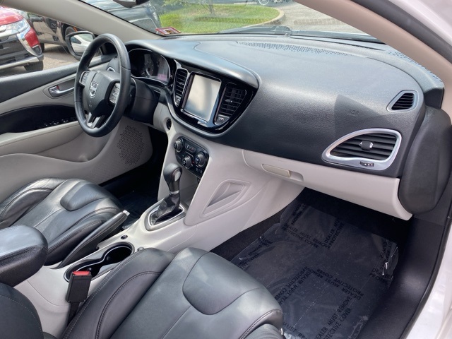 2013 Dodge Dart SXT photo 24