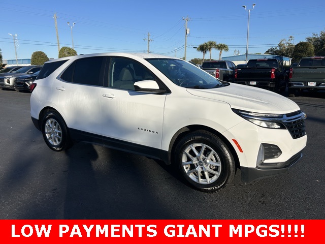 2023 Chevrolet Equinox LT's photo