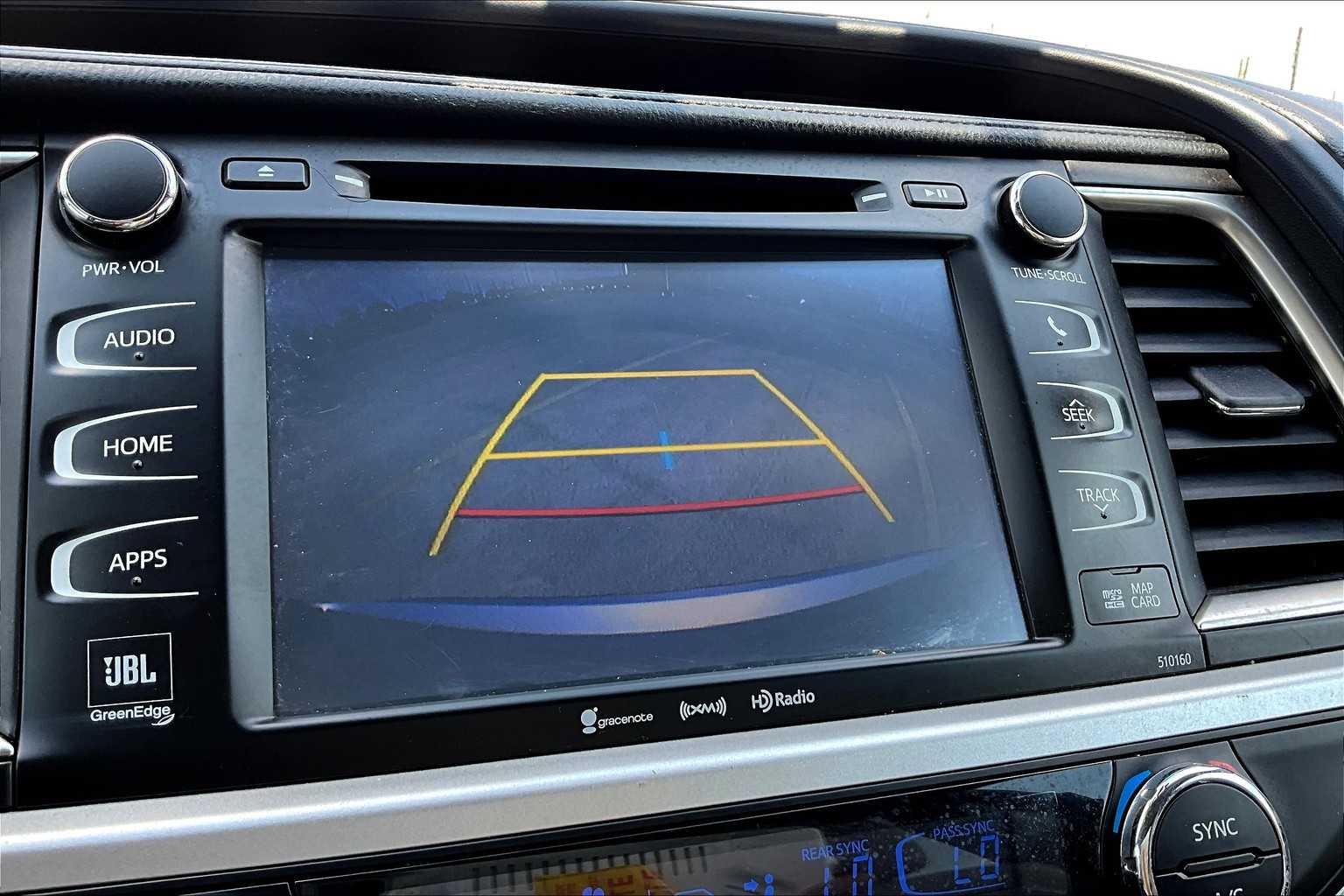 2016 Toyota Highlander Hybrid Limited Platinum photo 26