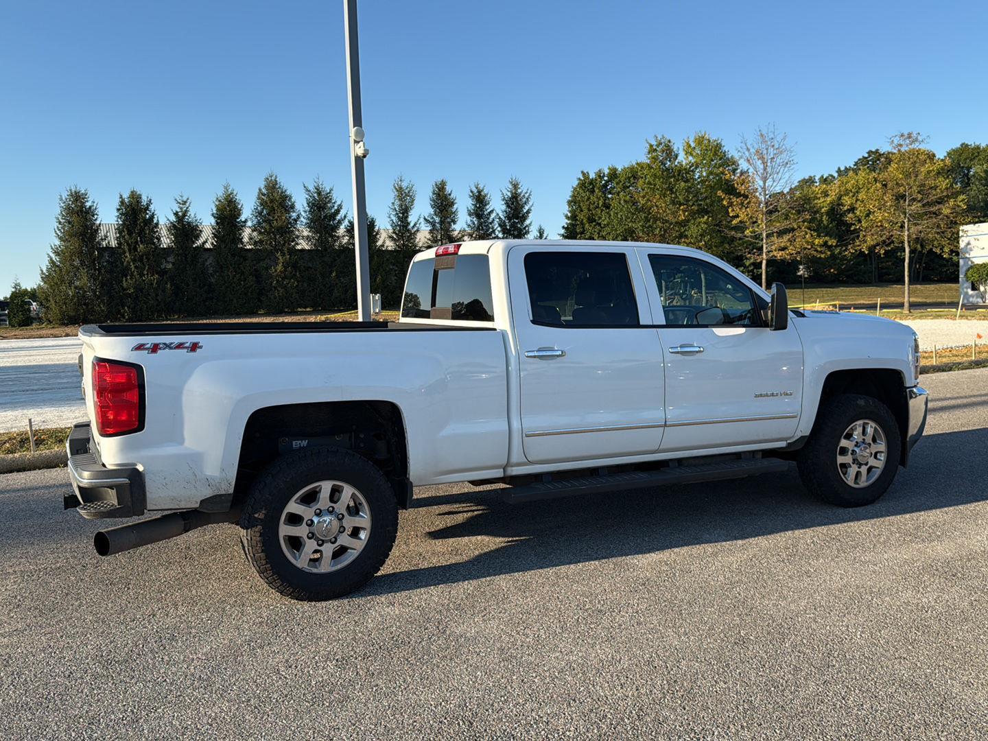 2015 Chevrolet Silverado 3500HD LTZ photo 5