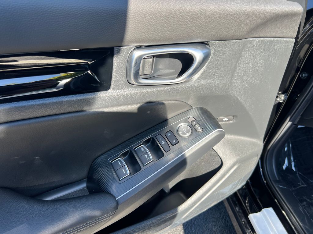 2026 Honda Civic Hybrid Sport Touring photo 25