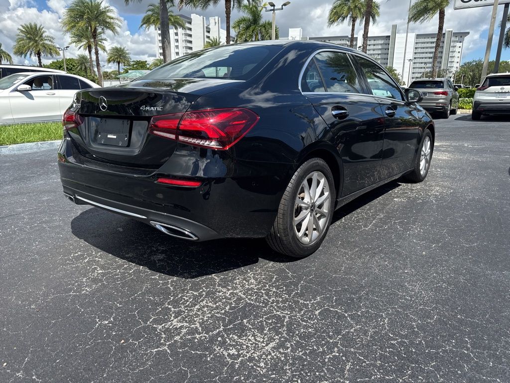 2022 Mercedes Benz A 220 photo 5