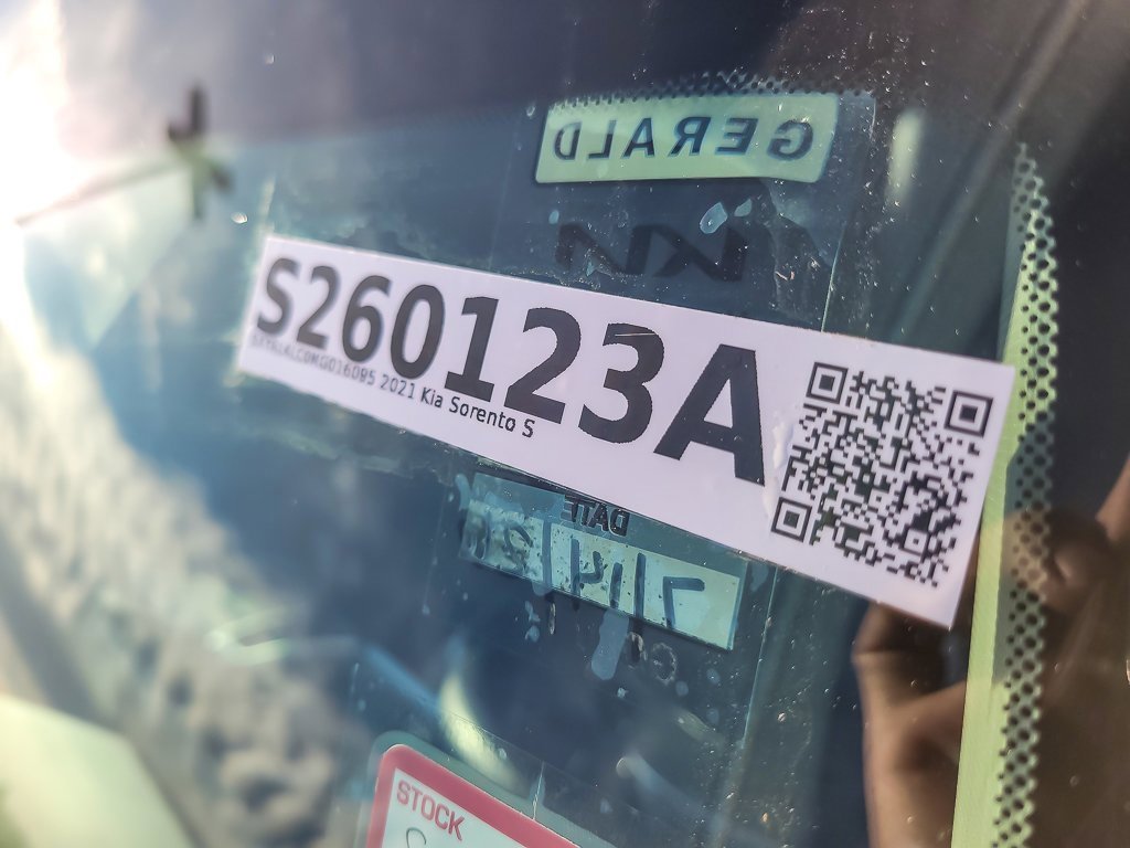 2021 KIA SORENTO - Image 24