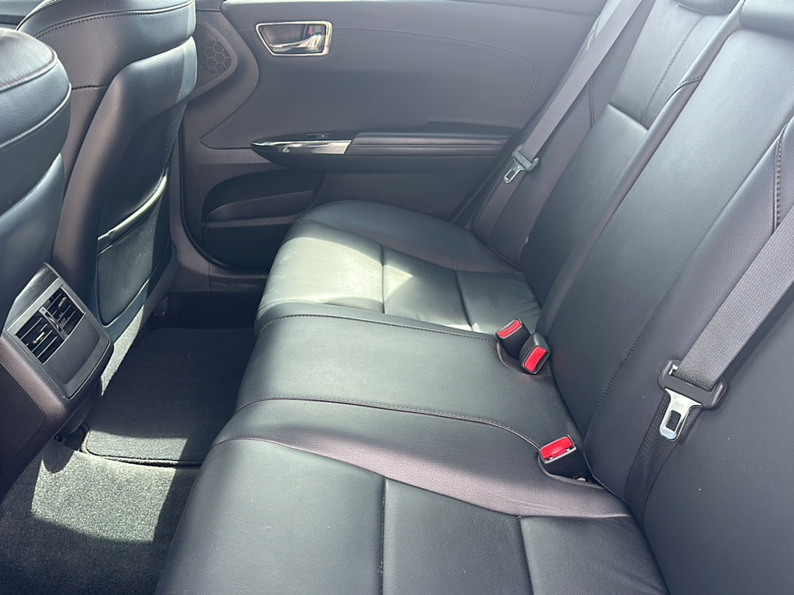 2018 Toyota Avalon XLE photo 4