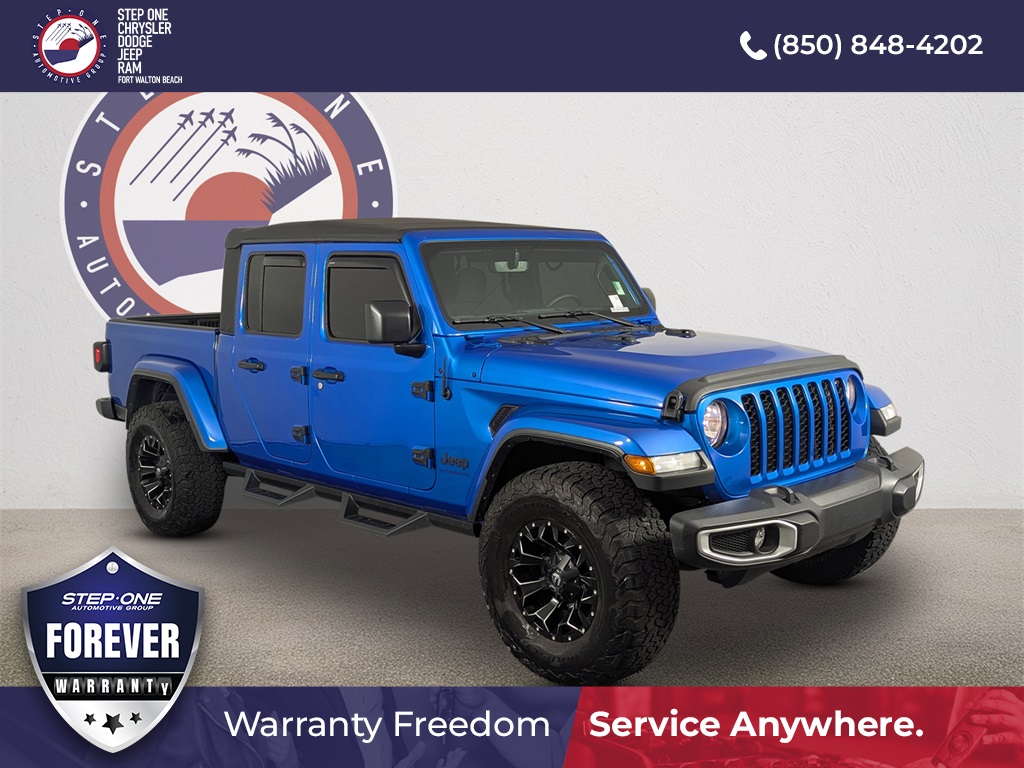 2023 Jeep Gladiator Sport S's photo