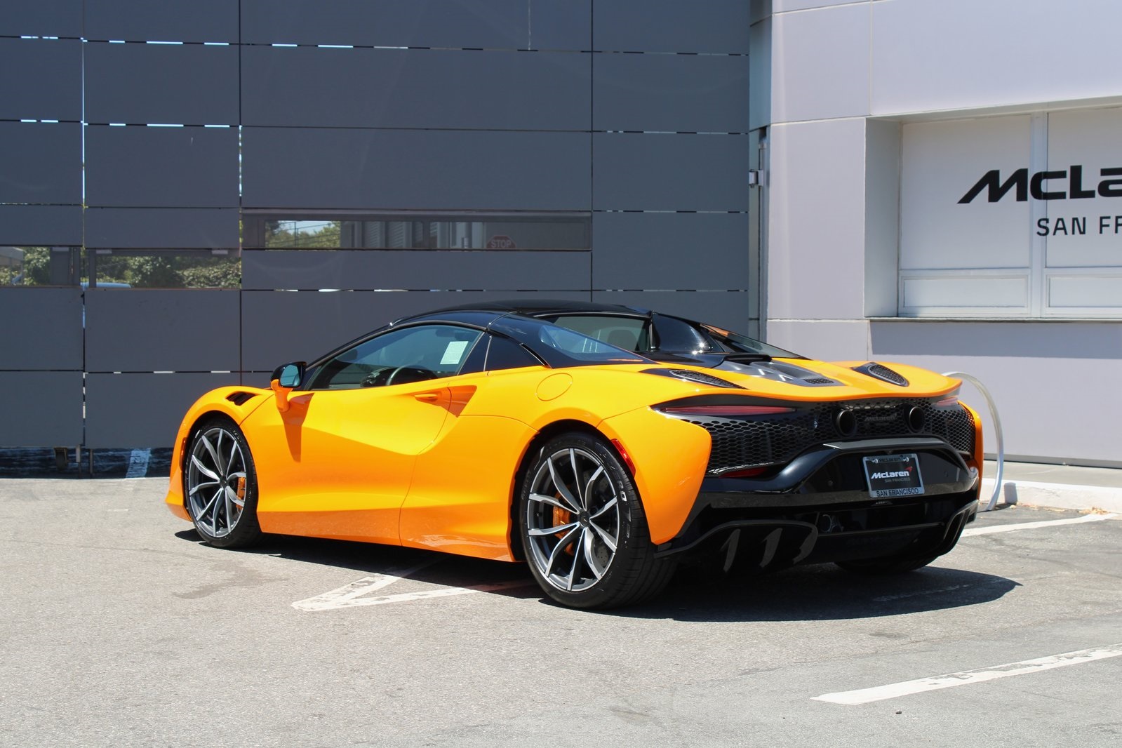 2025 Mclaren ARTURA Spider photo 36