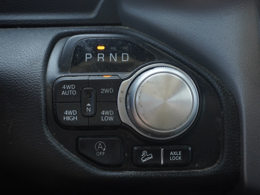 2020 Ram 1500 Rebel photo 18