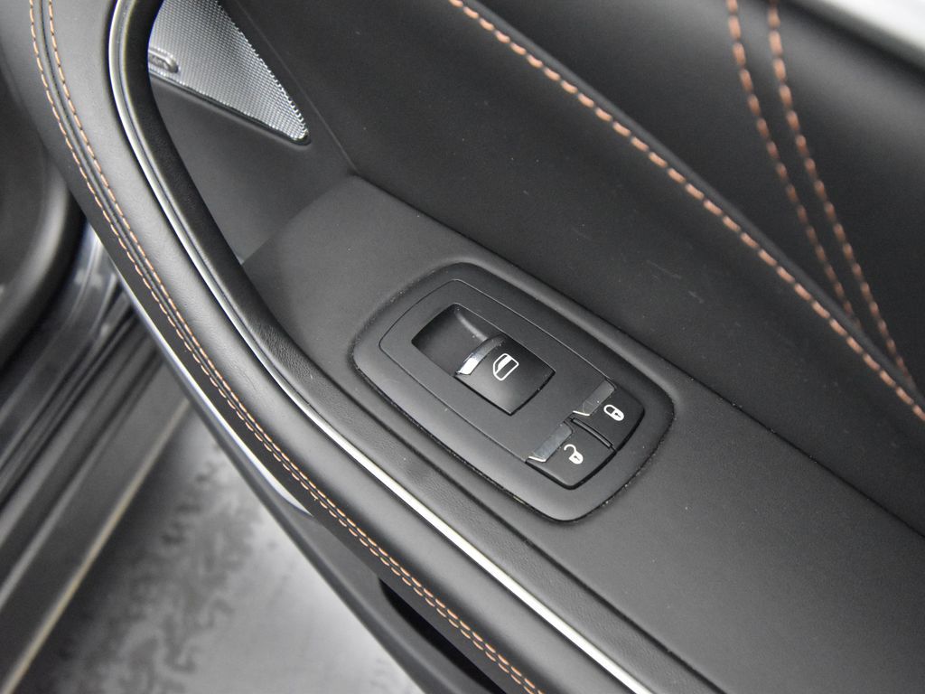 2020 Maserati Levante GTS photo 38