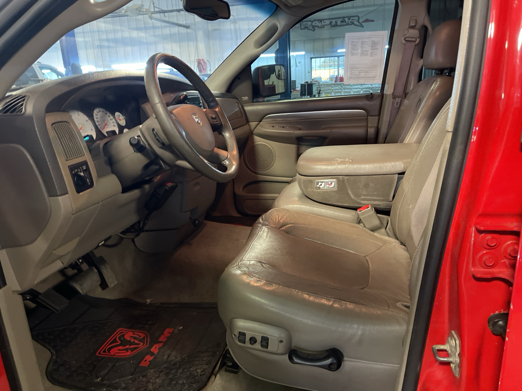 2005 Dodge Ram 3500 SLT photo 9