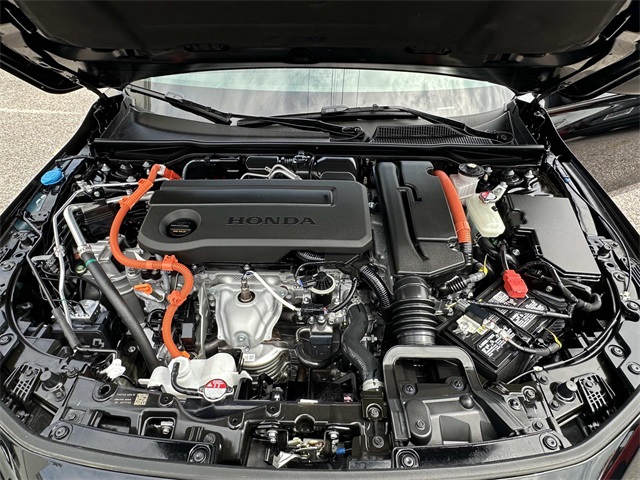 2025 Honda Civic Hybrid Sport Touring photo 12
