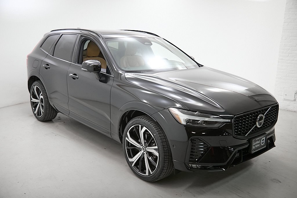 2023 VOLVO XC60 - Image 3
