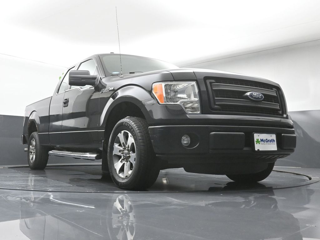 2013 Ford F-150 STX photo 17