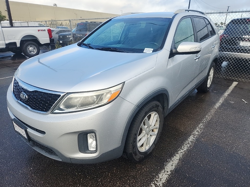 2015 Kia Sorento LX photo 3