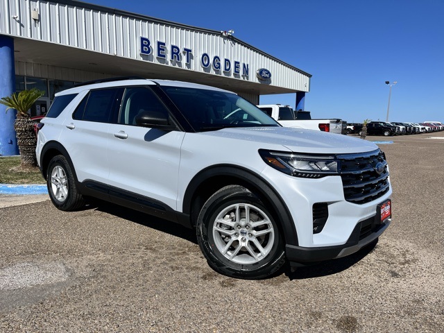 2026 Ford Explorer's photo