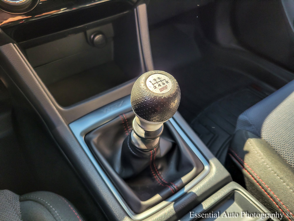 2018 SUBARU WRX - Image 18