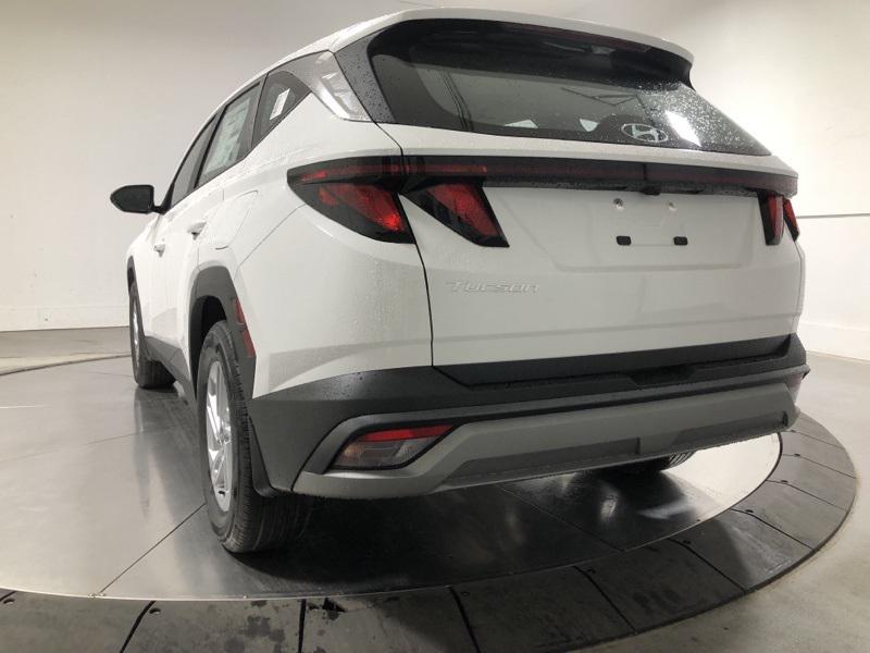 2026 Hyundai Tucson SE photo 2