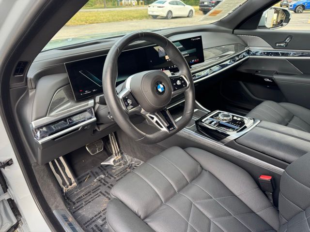 2024 Bmw 760i photo 12