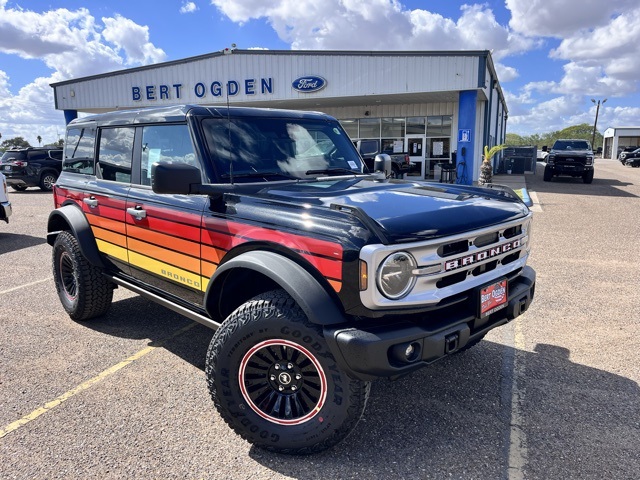 2025 Ford Bronco 4-Door Big Bend's photo