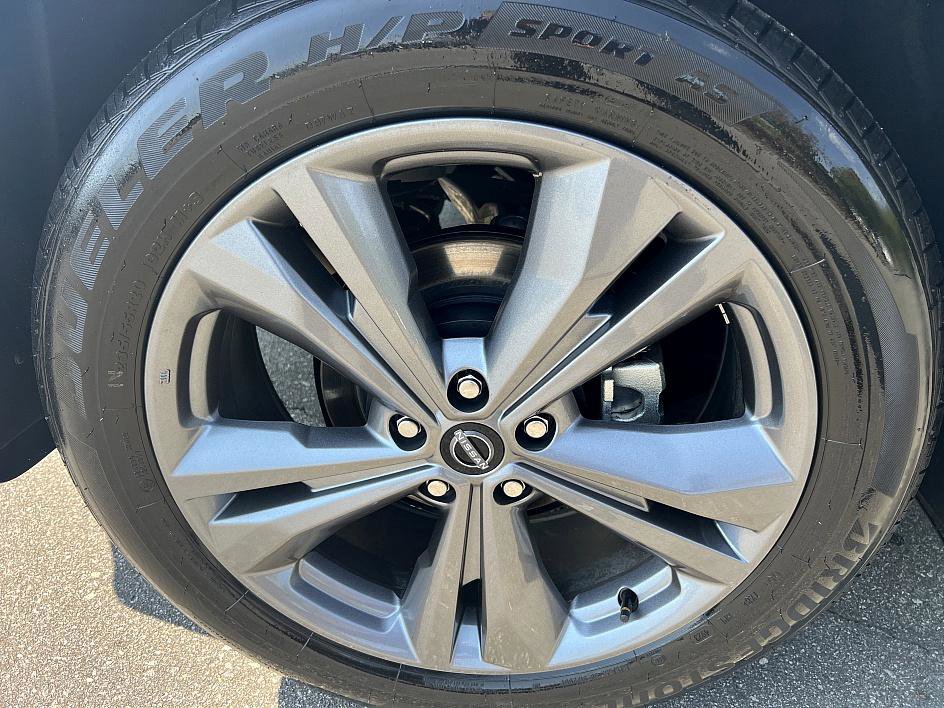 2024 Nissan Murano Platinum photo 11