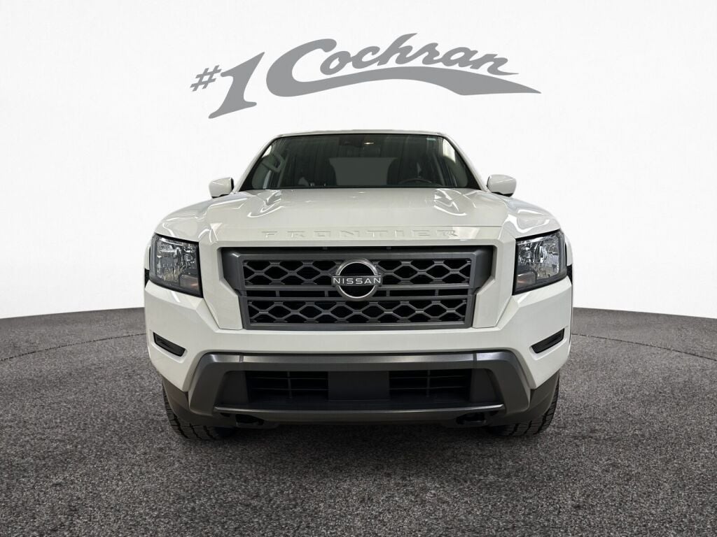 2022 Nissan Frontier SV photo 16