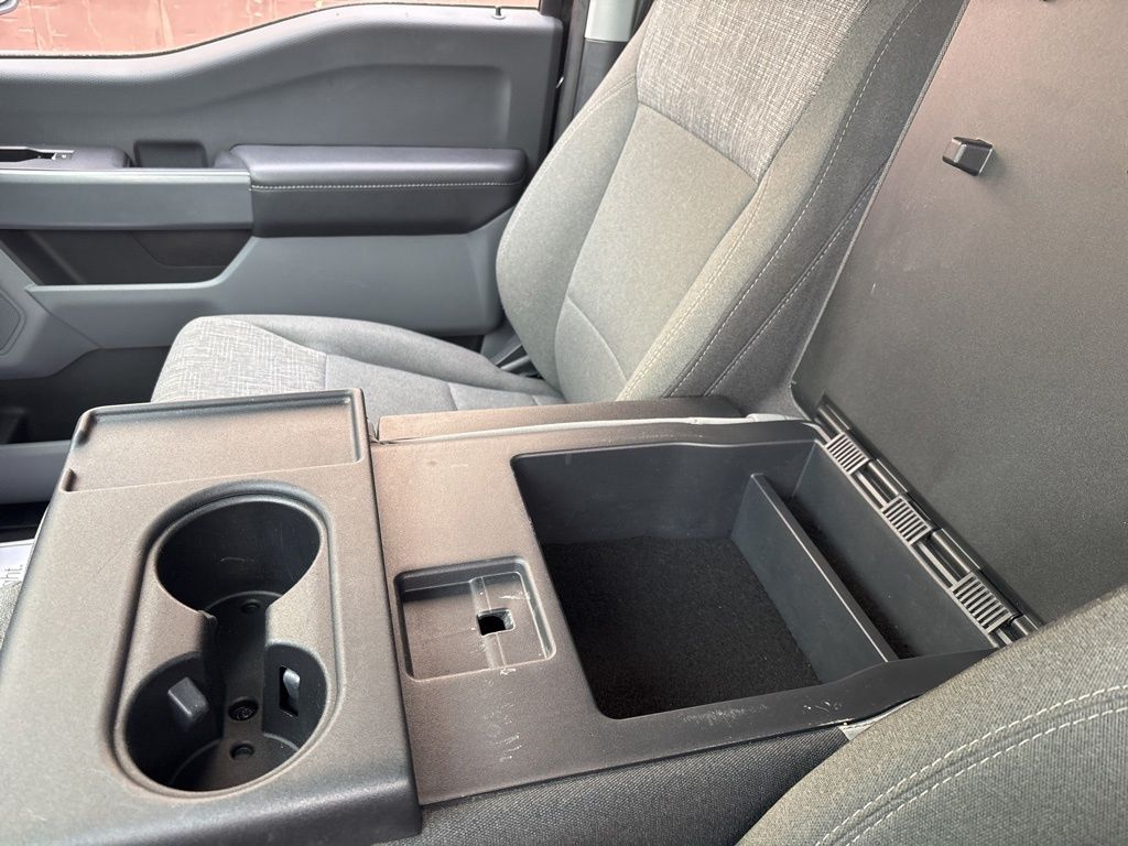 Used 2022 Black Ford XLT image 33