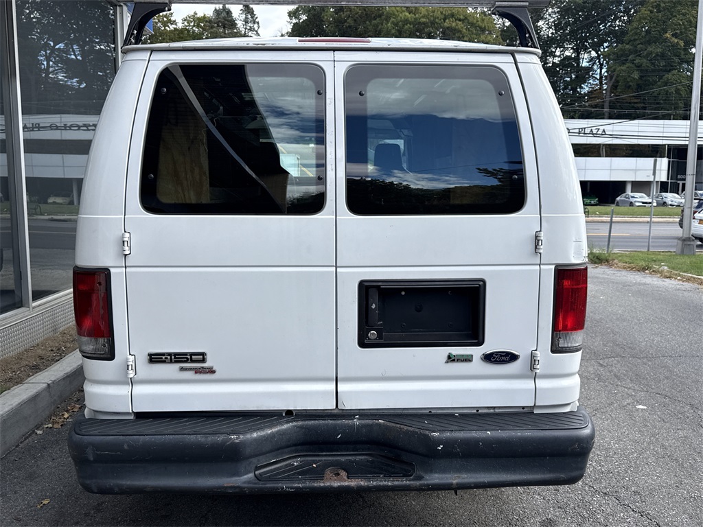 2013 Ford E-150 photo 4