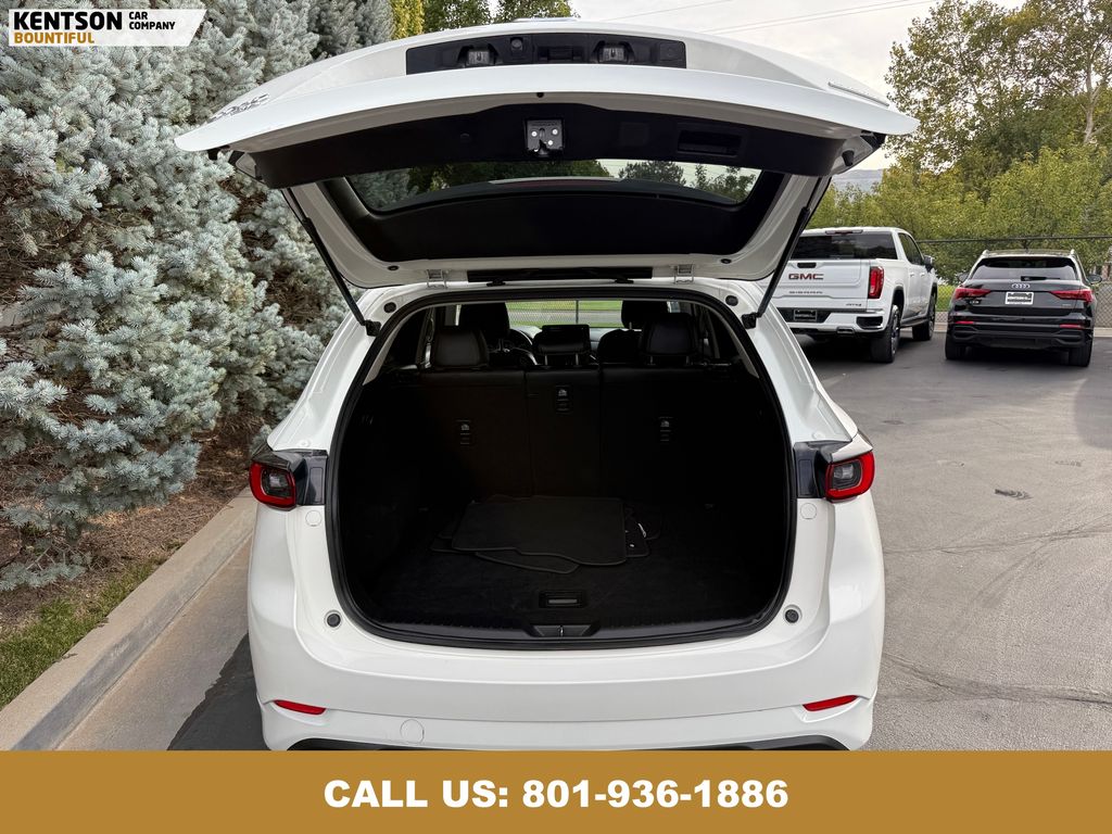 2024 Mazda CX-5 2.5 Select photo 30