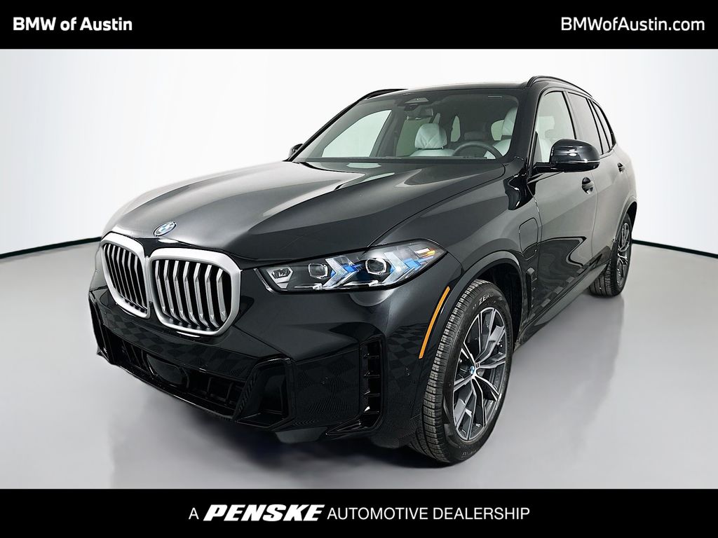 2026 BMW X5 50e's photo